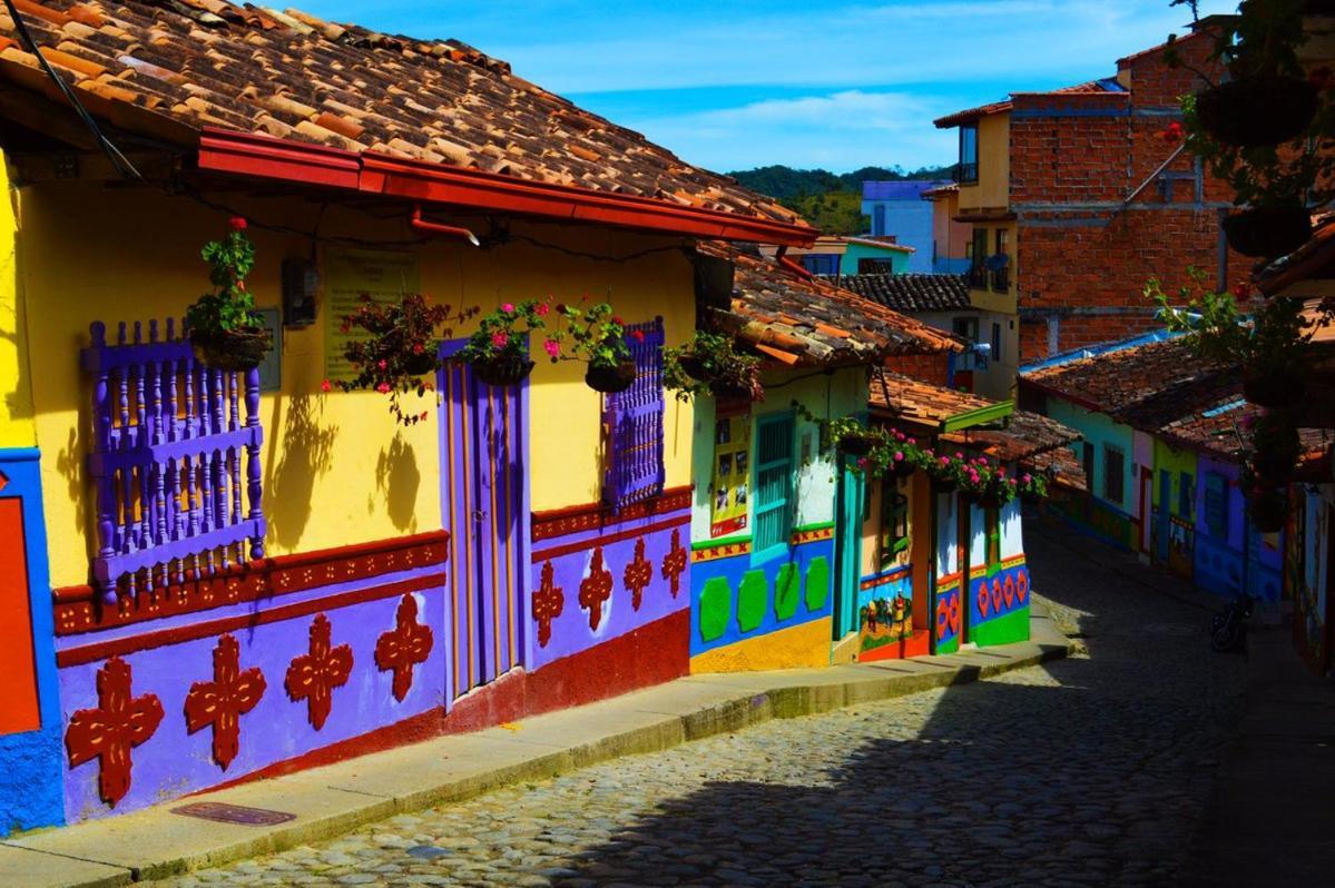 Hotel El Paisaje Guatapé Buitenkant foto